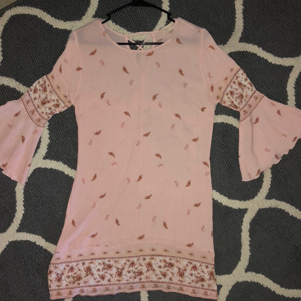 Urban girl belle sleeve dress